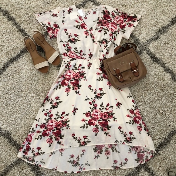 *MUST GO* Beautiful Floral Red Green Design Dress - Picture 2 of 5